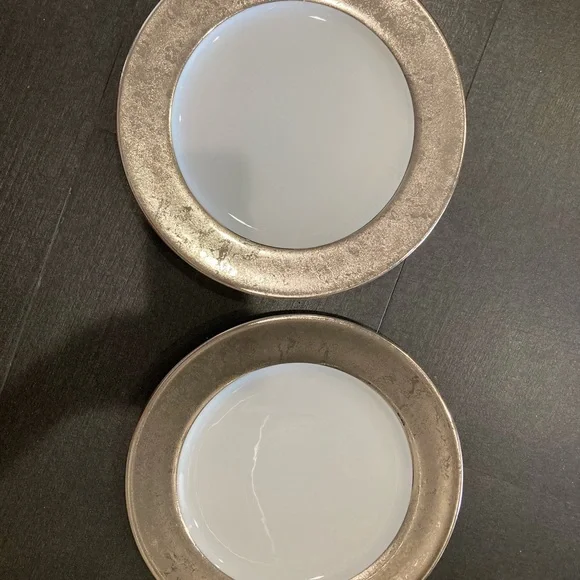 2 Philippe Deshoulieres Porcelaine de Limoges Plates - Picture 2 of 5